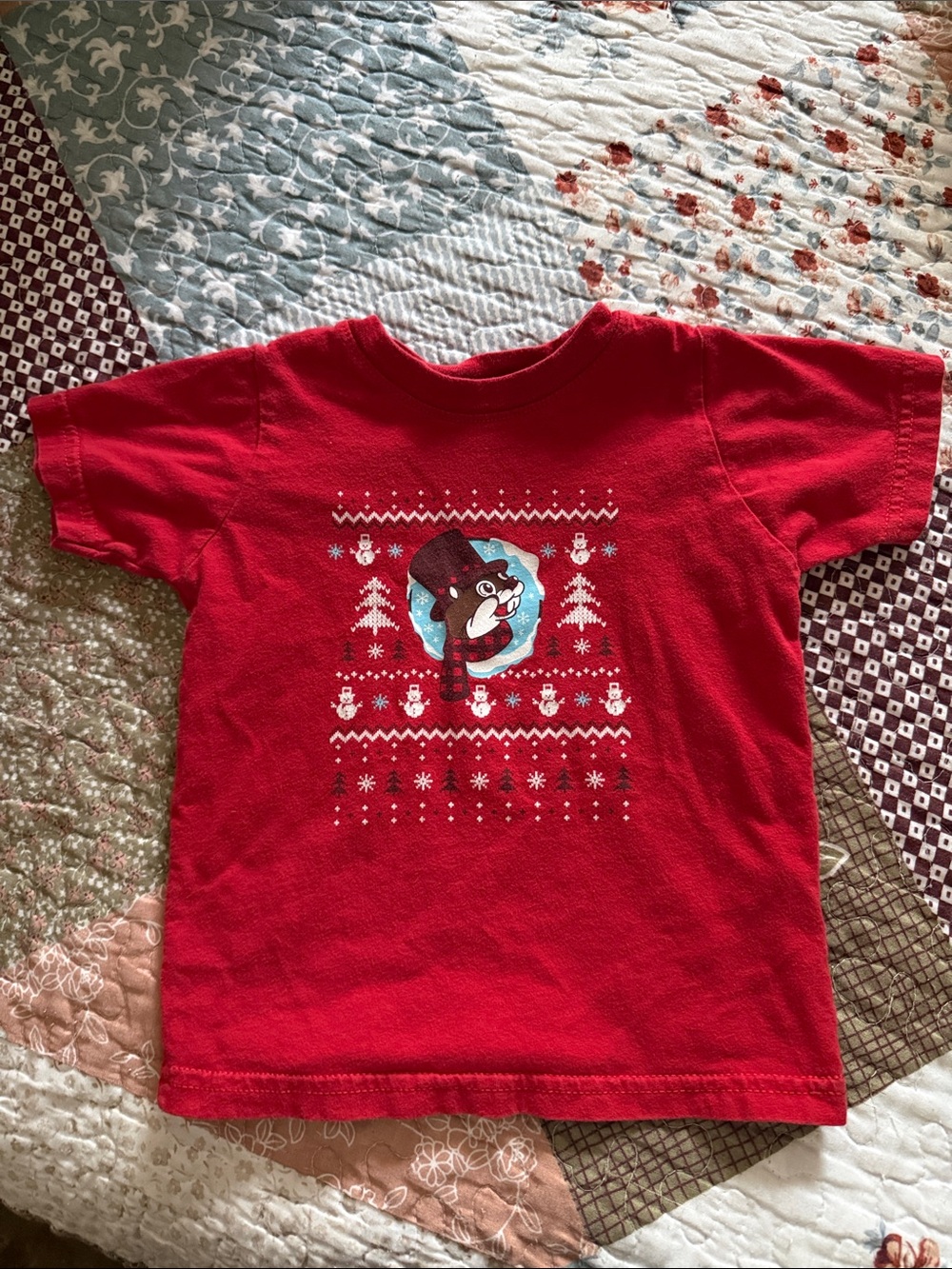 Buc-ee’s Red Kids Holiday Cartoon Graphic Tee size 2T